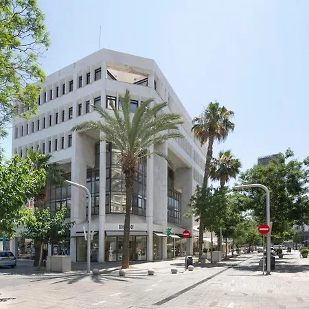 Urban Habitat & מלון דירות 4*