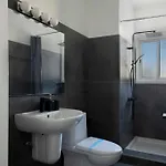 Urban Habitat & 4* ניקוסיה