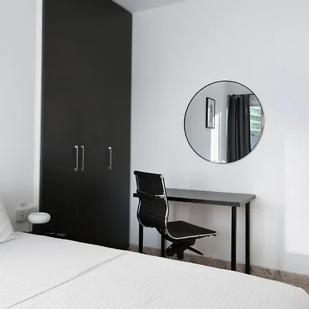 Urban Habitat & Hotel apartamentowy 4*