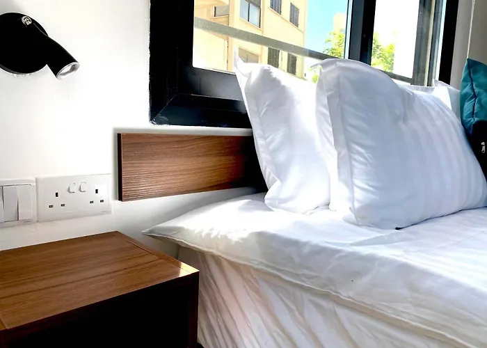 Urban Habitat & 4* Никосия