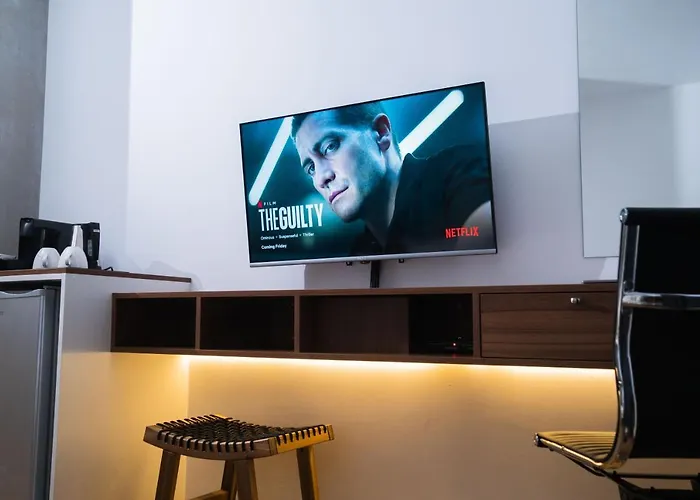 Гостевой дом Urban Habitat & 4*