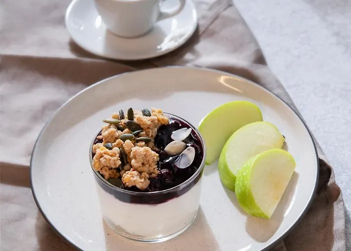 ゲストハウス Urban Habitat Executive ニコシア