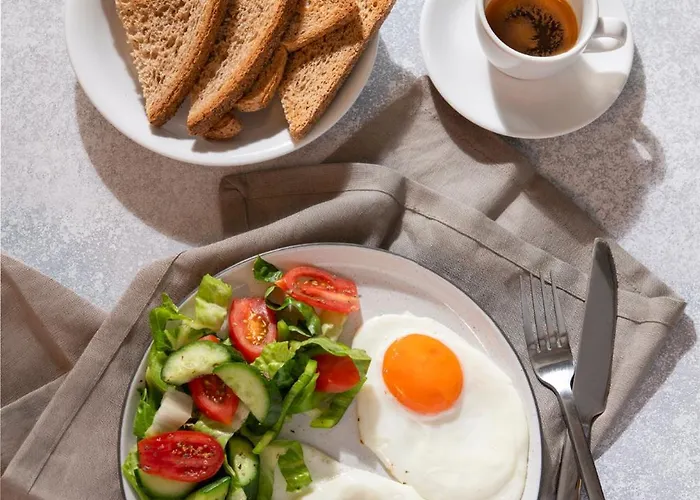 ゲストハウス Urban Habitat Executive ニコシア