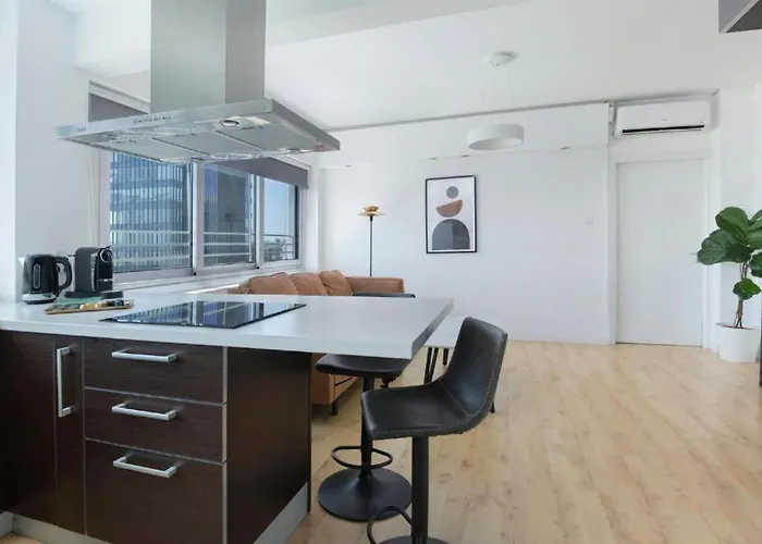 Apartmanhotel Urban Habitat & Nicosia