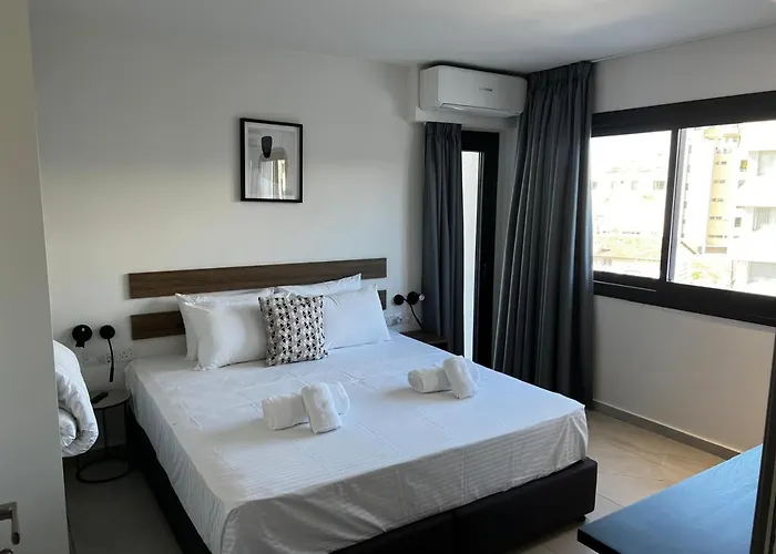 Urban Habitat & Гостевой дом